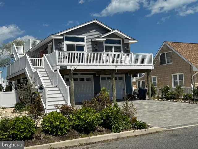 229 S  2nd St, Surf City, NJ 08008