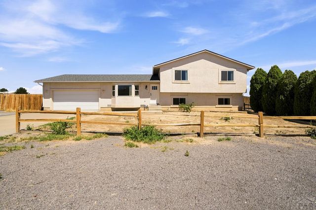 211 E  Abarr Dr, Pueblo West, CO 81007