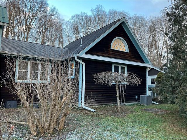 397 Old State Route 82, Craryville, NY 12521