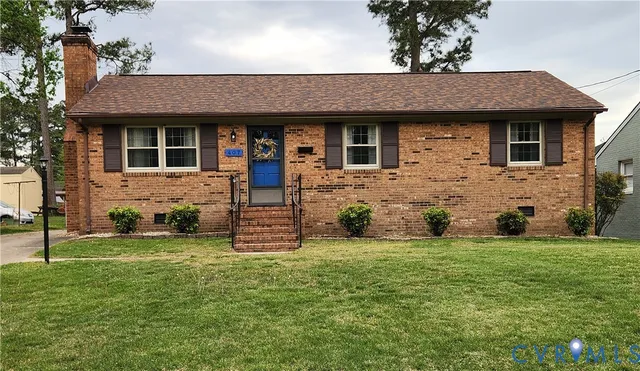 407 Macarthur Ave, Colonial Heights, VA 23834