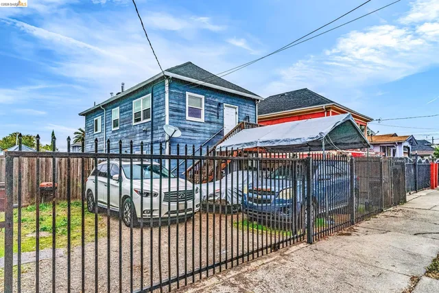 1163 83rd Ave, Oakland, CA 94621