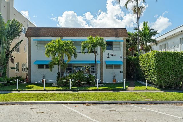 119 S  Golfview Rd #2, Lake Worth, FL 33460