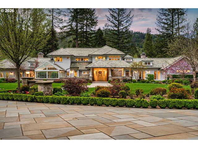503 Quail Ln, Grants Pass, OR 97526