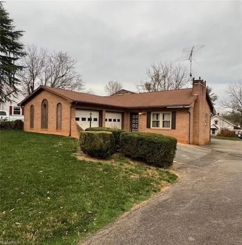 2820 Boone Trl, North Wilkesboro, NC 28659