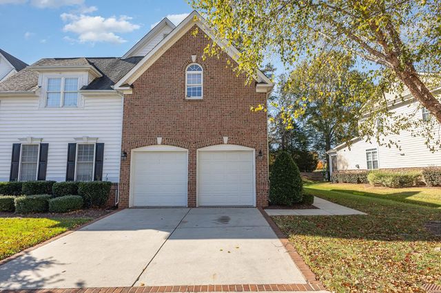 2304 Carriage Oaks Dr, Raleigh, NC 27614