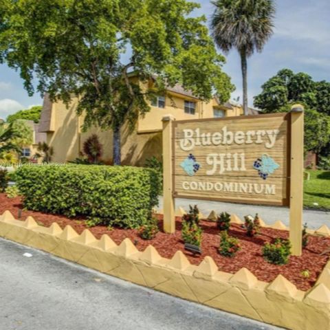5742 Blueberry Ct #45, Fort Lauderdale, FL 33313