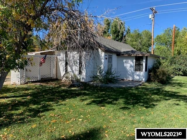802 S  4th St, Basin, WY 82410