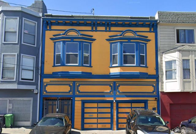 1685 McKinnon Ave, San Francisco, CA 94124