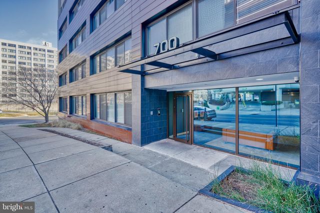 700 Roeder Rd #503, Silver Spring, MD 20910