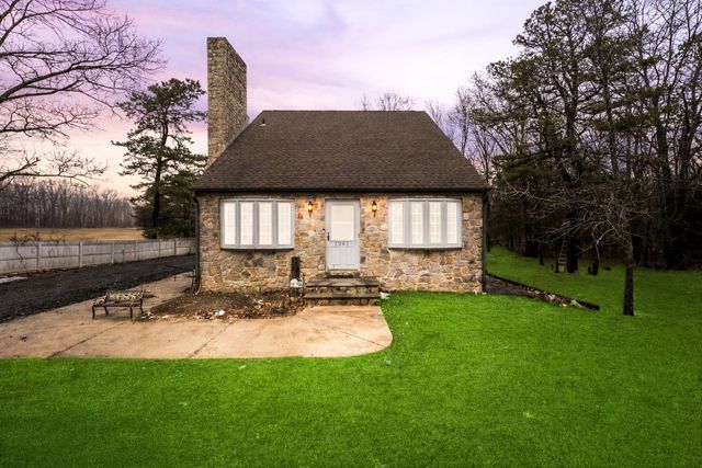 1261 Clayton Rd, Williamstown, NJ 08094