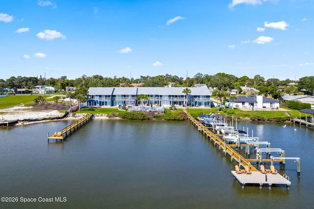 1909 S  Riverside Dr #10, Edgewater, FL 32141