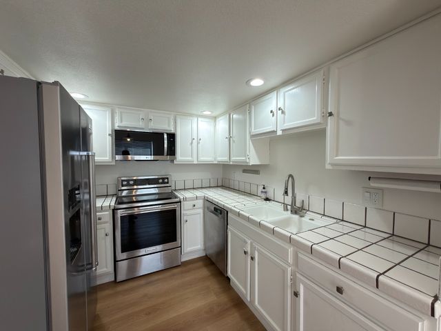 770 Harrison St #14, Santa Clara, CA 95050