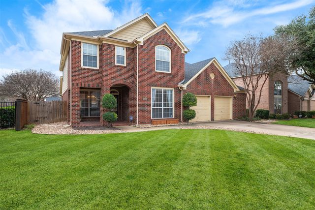 6923 Briarwood Dr, Fort Worth, TX 76132