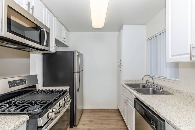 1601 Barton Rd #3415, Redlands, CA 92373