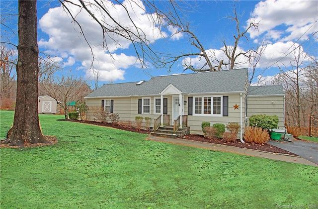 34 Parmalee Hill Rd, Newtown, CT 06470