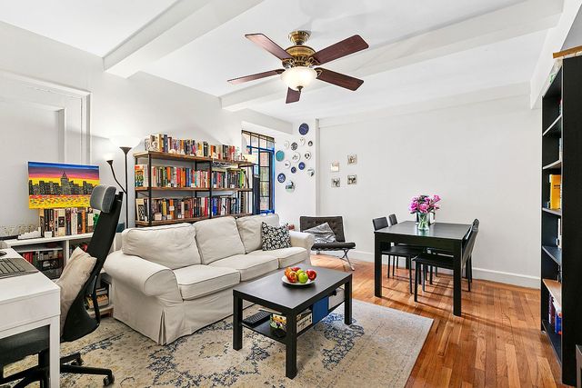 333 E  43rd St #511, New York, NY 10017