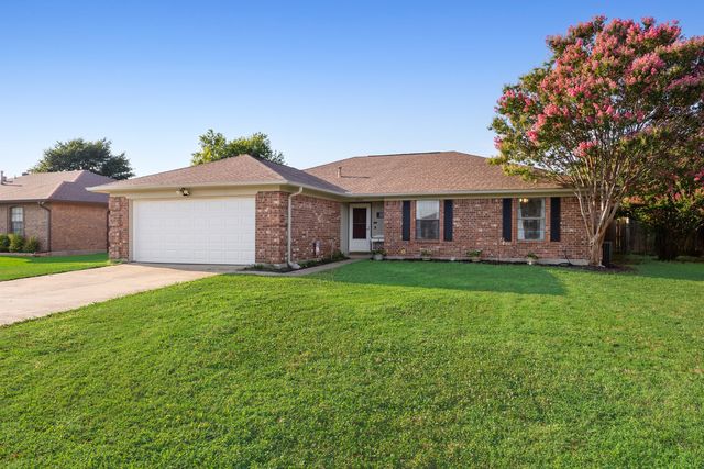 3906 Sunhill Dr, Greenville, TX 75402