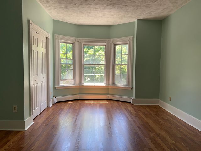 635 Elm St #2, New Haven, CT 06511