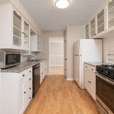 5419 45 1/2 Ave  N #1, Minneapolis, MN 55422
