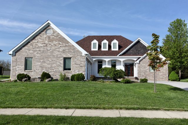 720 Willow Pointe North Dr, Plainfield, IN 46168