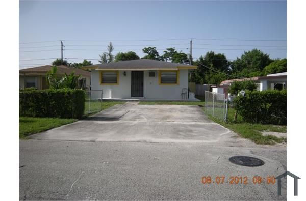 210 NE 35th Ct, Fort Lauderdale, FL 33334