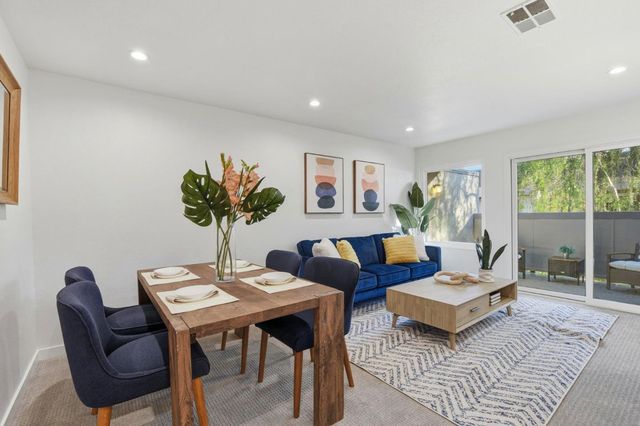 831 W  California Ave #V, Sunnyvale, CA 94086