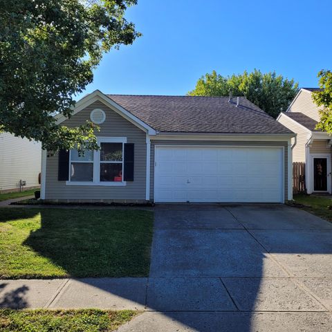 4488 Connaught East Dr, Plainfield, IN 46168