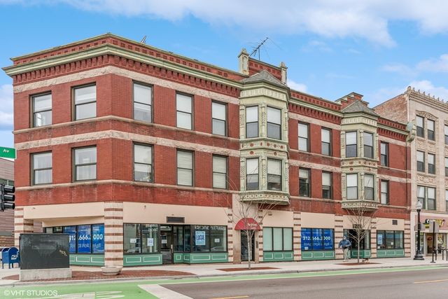 3175 N  Lincoln Ave #303, Chicago, IL 60657