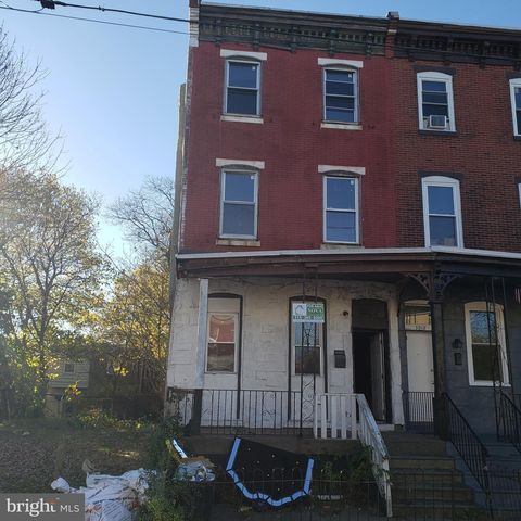 3916 Fairmount Ave, Philadelphia, PA 19104