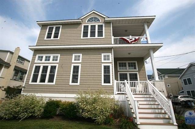 109-111 Atlantic Ave, Ocean City, NJ 08226
