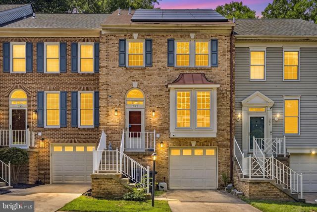 732 Streamside Dr, Bowie, MD 20721