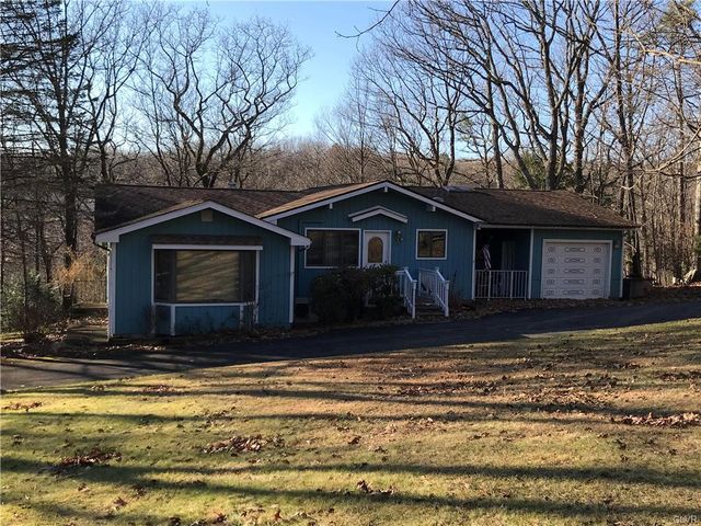 218 blackthorn dr, chestnuthill township, pa 18353