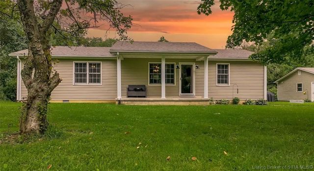 2708 N Red Hill Road, Taswell, IN 47175