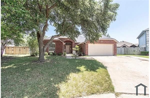 505 Willow Ln, Forney, TX 75126