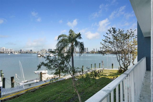 16558 NE 26th Ave #2G, North Miami Beach, FL 33160
