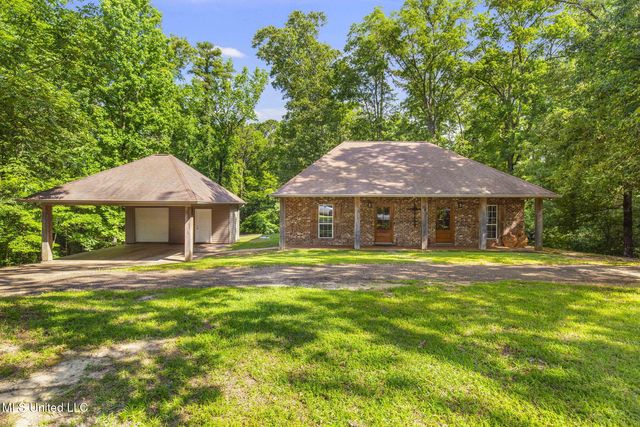 500 E  Dewey Camp Dr, Florence, MS 39073