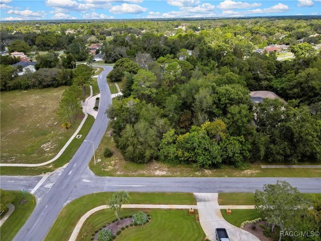 351 Oriana Dr, Spring Hill, FL 34609