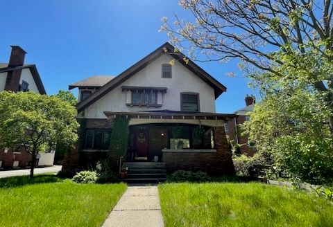548 Fulton St   E #3, Grand Rapids, MI 49503