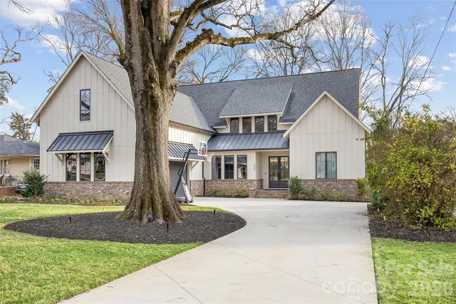 1400 Heather Ln, Charlotte, NC 28209