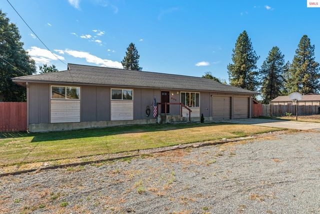 432 Dickinson Ave, Priest River, ID 83856