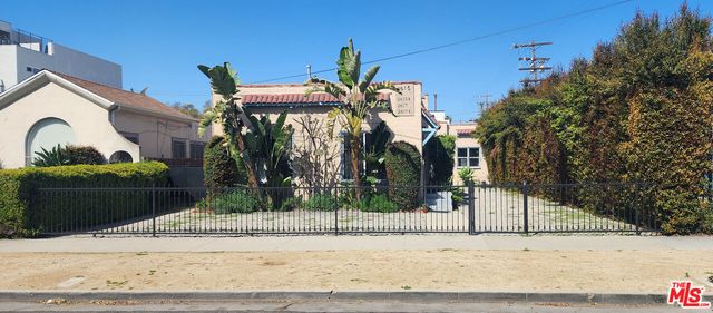 2615 Somerset Dr, Los Angeles, CA 90016