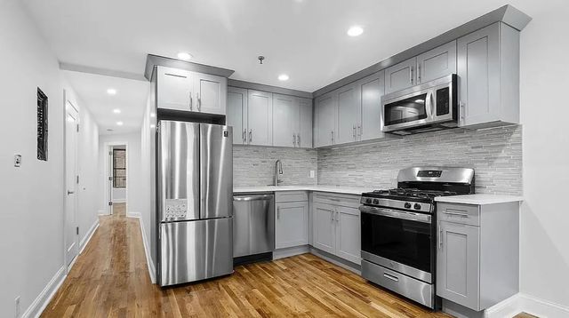 133 E  38th St #F, New York, NY 10016
