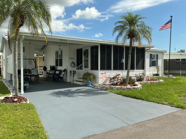 903 52nd Avenue Ter W #T903, Bradenton, FL 34207