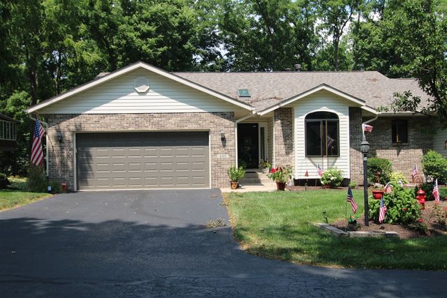 432 Village Wood Ln #1, Rockton, IL 61072