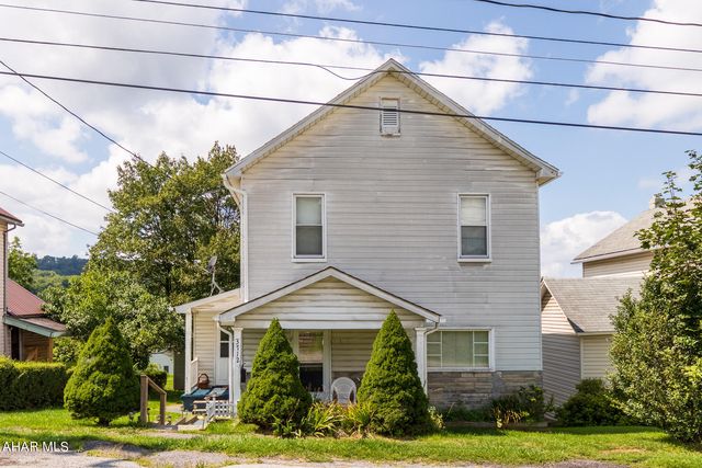 3712 Campbell Ave, Northern Cambria, PA 15714