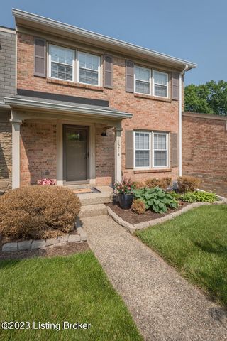 1214 Inverary Ct, Louisville, KY 40222