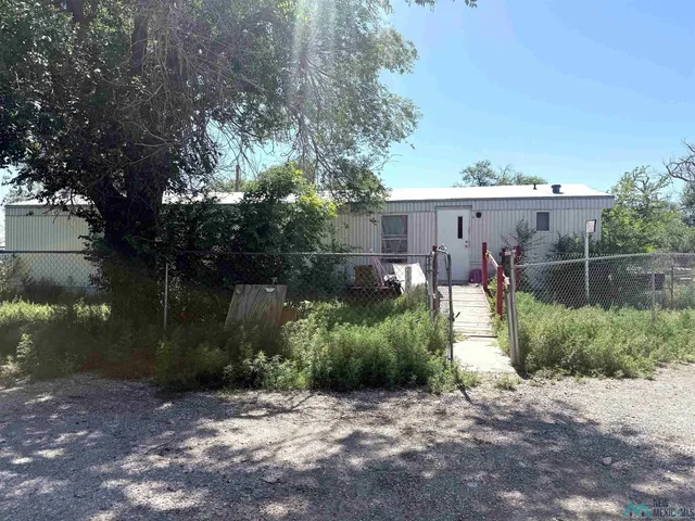2107 N  Oak St, Artesia, NM 88210