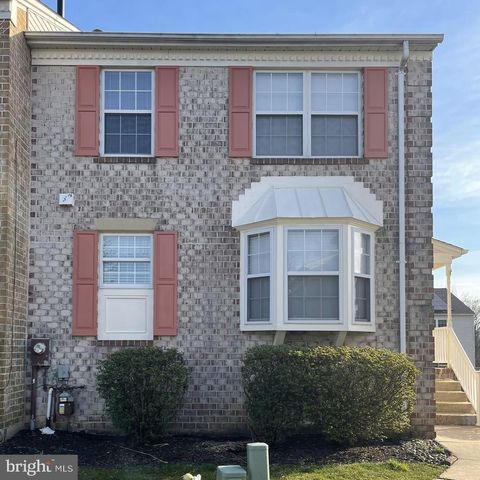 77 Open Gate Ct, Baltimore, MD 21236