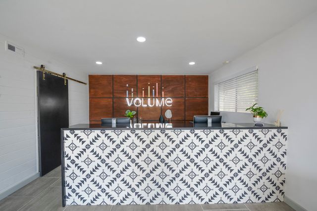 2604 Manor Rd #211, Austin, TX 78722