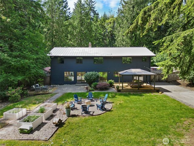 15052 253rd Avenue SE, Issaquah, WA 98027